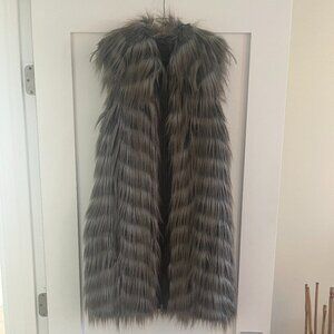 Rachel Zoe Faux Fur Vest with Leather Trim Detail - Size 6